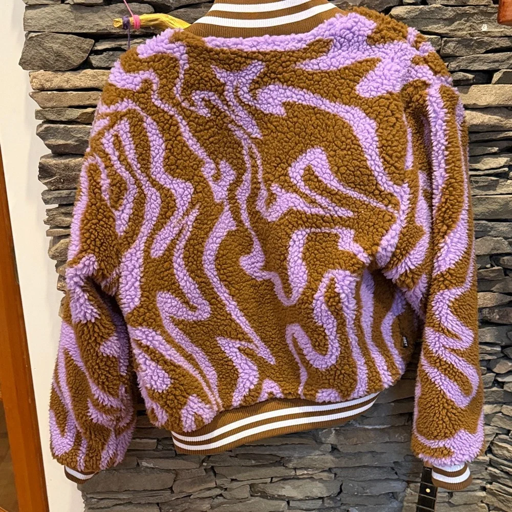 Obey Women’s Brown and Purple Patterned Puffer Jacket With Pockets! - Picture 11 of 11